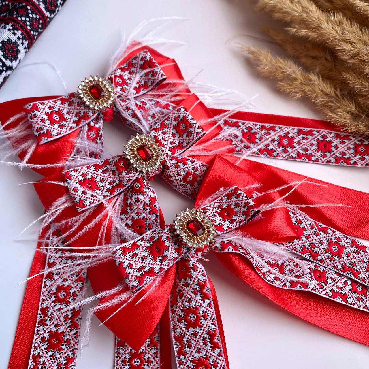 Бант під вишиту сорочку 